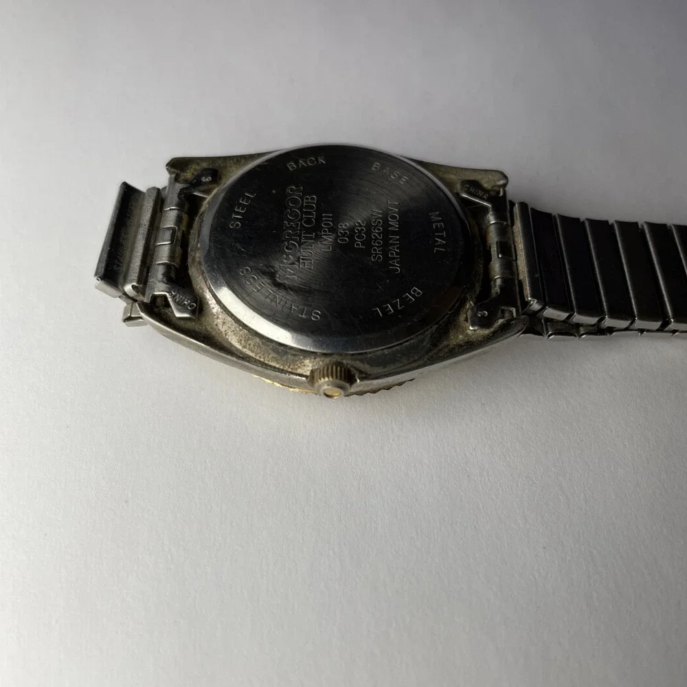 McGregor Hunt‎ Club Two-Tone Fluted Bezel Men's Watch Broken Band